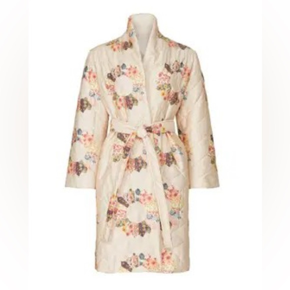 SIPOS New York quilted wrap coat new with tags
